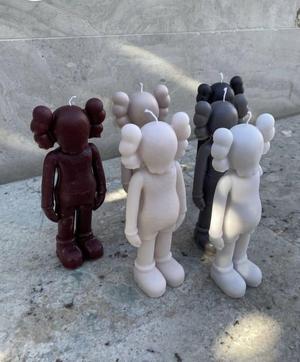 Molde de Dos Partes – Figura KAWS