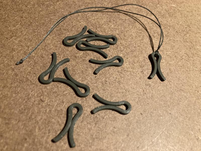 christmas ball hook scaleable