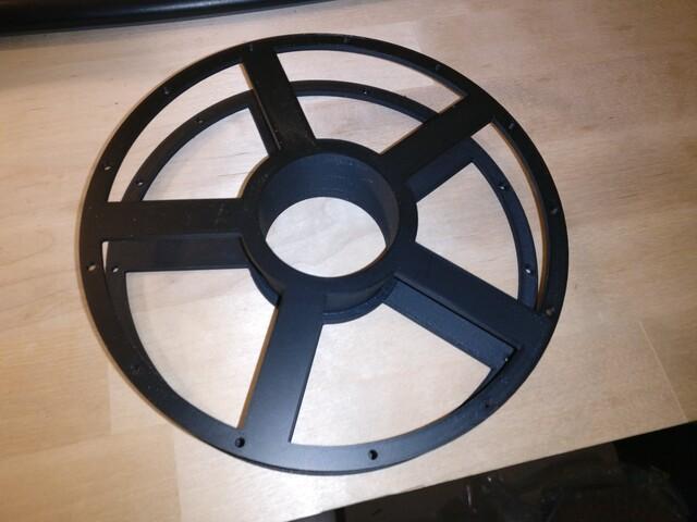 Small spool with internal locks (remix)