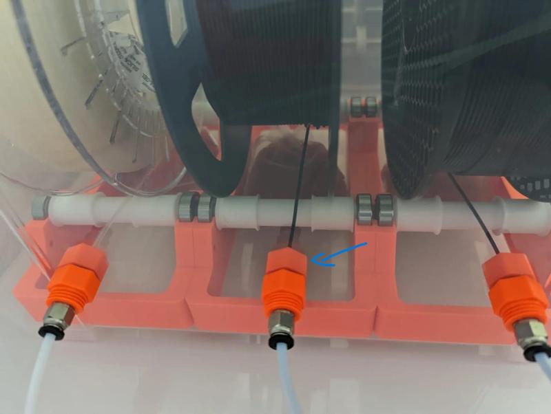 Drybox PTFE adapter with cap