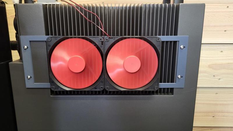 Marstek Venus E - Dual 140mm fan bracket