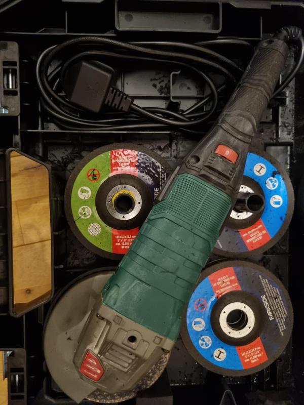 Simple Angle Grinder disk holder