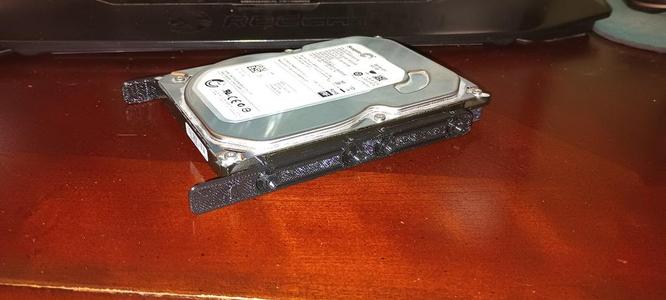 CoolerMaster Hard Drive Rail (screwless)
