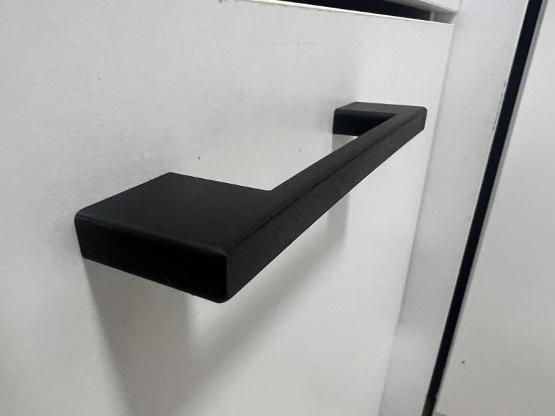 Furniture handle