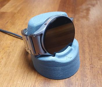 charging station for the Samsung Galaxy Watch 7