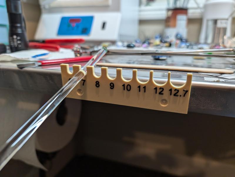 Glass rod sizer for lampworkers / flameworkers