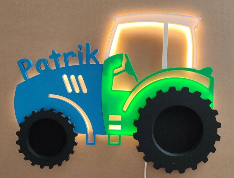 Traktor mit LED Stripe ohne Name