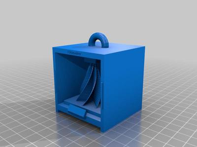  minature ultimaker s3 printing a Christmas tree.