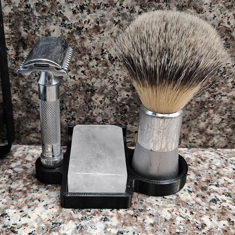 Double Edge Shaving Station (Merkur 34c, Osma Bloc, Bevel Brush)