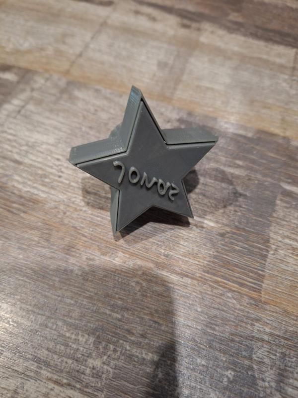 Ausstecher mit Namensstempel