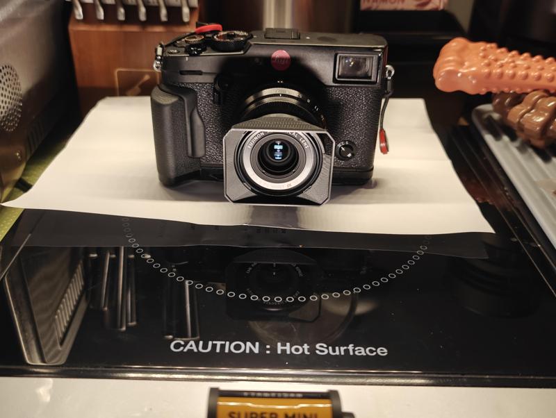 Fujifilm XF23MM F2.0 Square Hood Viewfinder Version