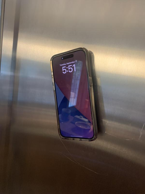 MagSafe Gym Buddy: Magnetic iPhone Mount for Workout Machines