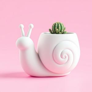 Modern Snail Planter – Elegant Vase for Flowers