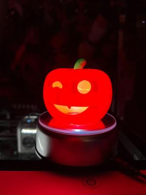 Pumpkin Pals - Jack O Lantern - Wink