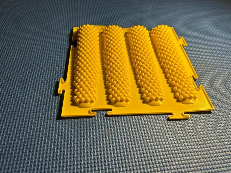 Massage Puzzle Mat - Corn Textured