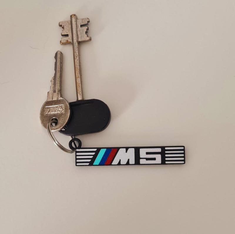 Keychain: BMW V