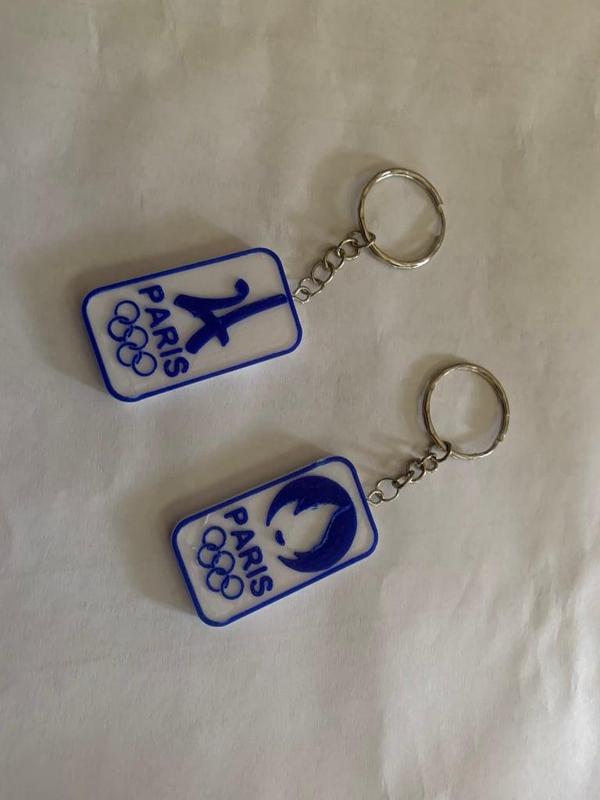 Paris 2024 keyring