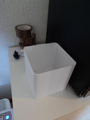 simple trashbin