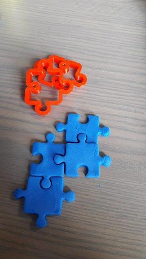 Puzzle cookie cutter