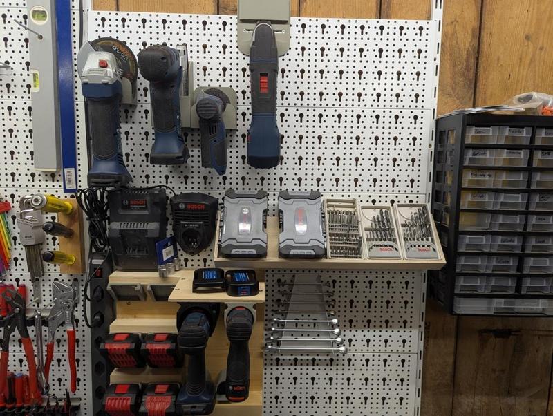 Wall Mounts for Bosch Tools and Batterys