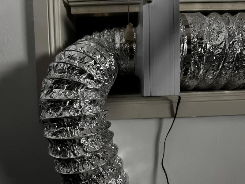 100mm (4 inch) - 150mm (6 inch) duct adapter with inline fan