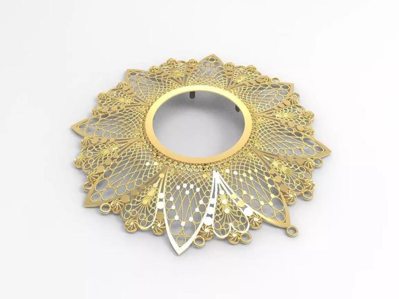 woman big necklace center part 22k c00006