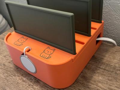 Laptop/Tablet Charging Station (with MagSafe)
