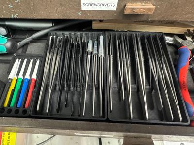 Gridfinity Tweezer Holder