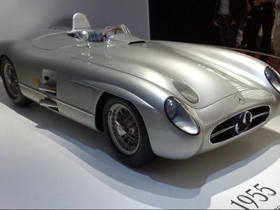 Mercedes Benz 300 SLR
