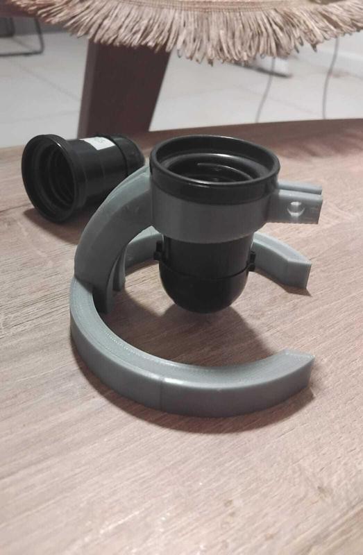garland holder