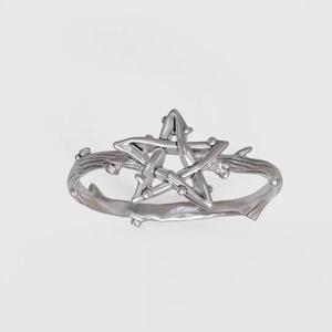 Star ring