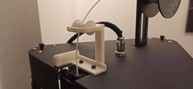Flsun QQ-S Filament Guide