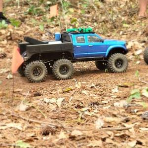 CrossRC AT6 tow truck/wrecker