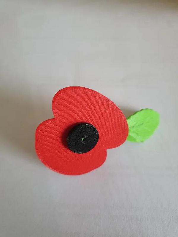 Poppy flower 1914 simple with leaf   