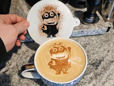 Perfect Minion Hello Latte Art Stencil