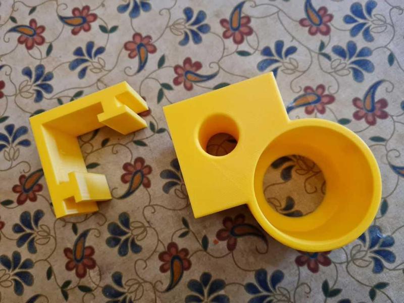 Porta bomboletta schiuma barba e lametta