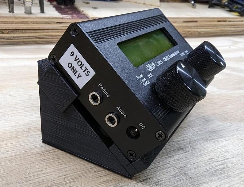 QrpLabs QMX Desk Stand