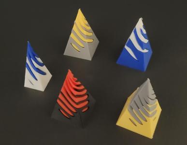 Custom Impossible Passthrough Pyramid - OpenSCAD