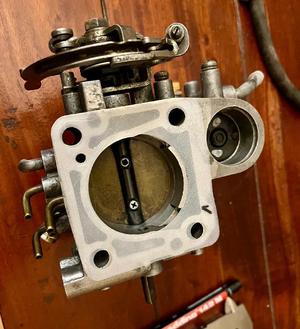 Daihatsu Feroza throttle valve gasket   