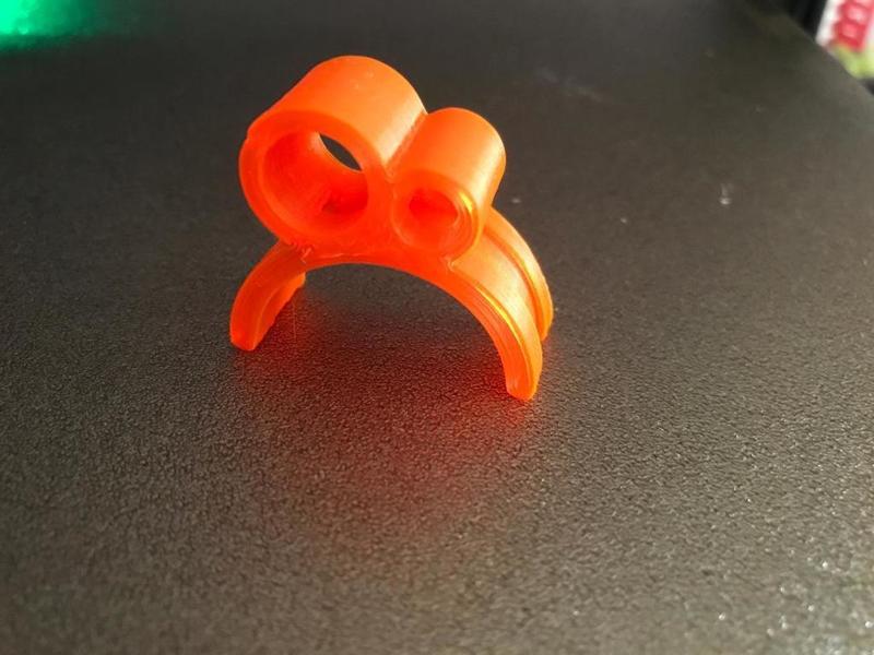 Passe durite essence et gaine châssis karting