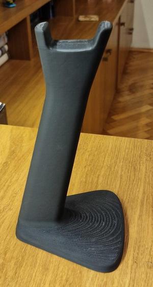 Headphone stand