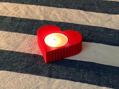 Ribbed Heart Tealight Candle Holder