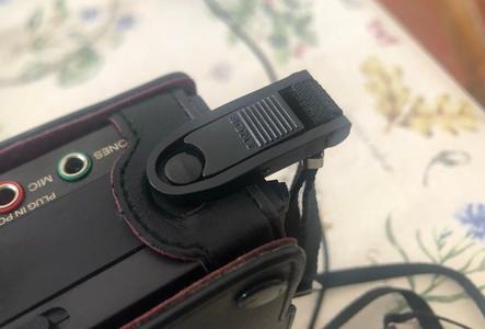 SONY D6 and D6C strap buckle