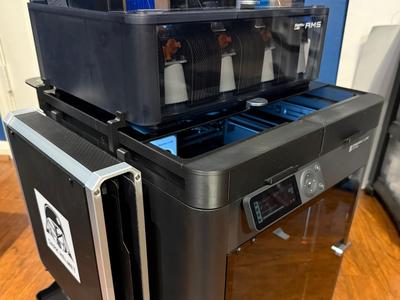 DH P1 Series Riser with Storage and Sliding Glass