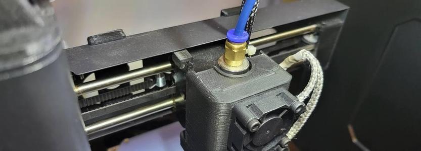 Dual fan shroud parts