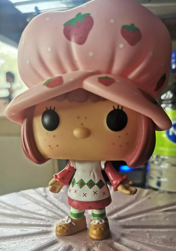 strawberry shortcake pop