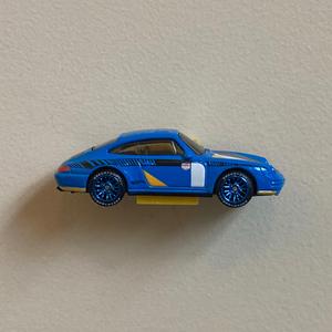 1:64 164 Scale Floating Thumb Tack Mounted Diecast Car Holder Display Shelf fits Hotwheels