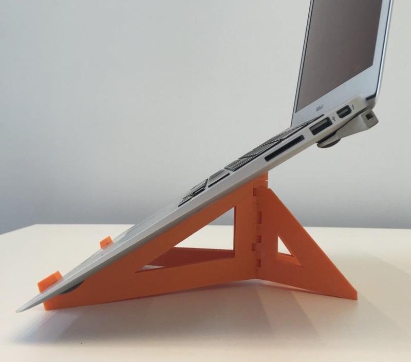 Foldable MacBook Air stand
