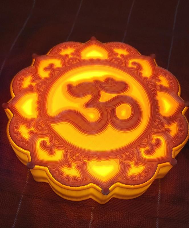 'Om' "ॐ" & mandala lamp