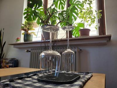 Draining rack in hex design